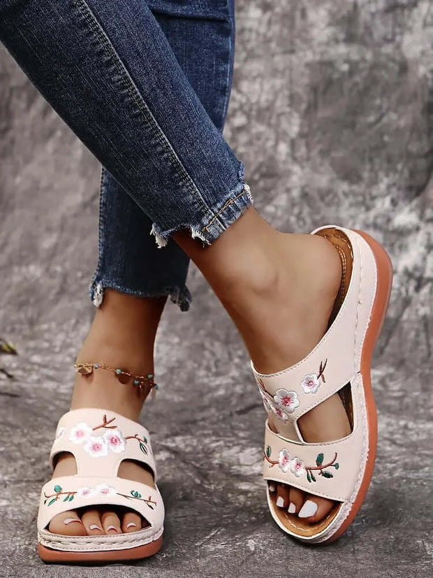 Embroider Flowers Leather Sandals