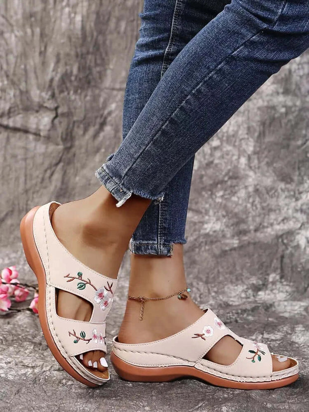 Embroider Flowers Leather Sandals