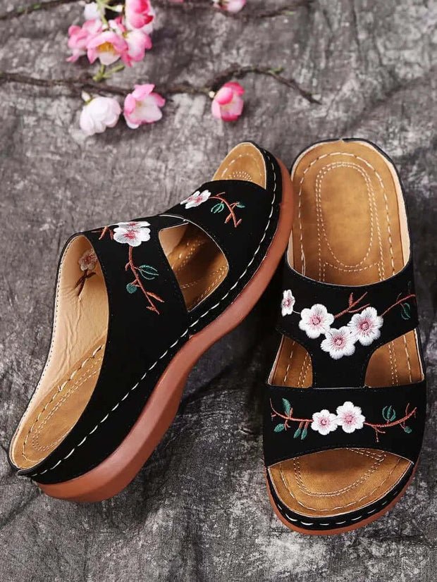 Embroider Flowers Leather Sandals